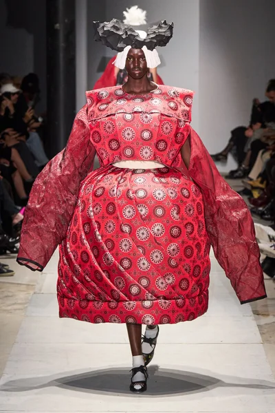 Look 11